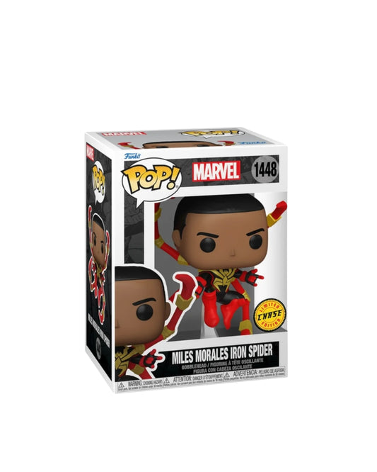 Figura Funko Pop de Miles Morales como Iron Spider (n.º 1448) – edición Chase, en su caja original con ventana transparente. La figura muestra a Miles con su traje de Iron Spider en colores negro y dorado, destacando por su diseño exclusivo y detalles únicos que la hacen una pieza de colección limitada.