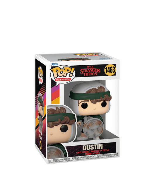 Figura Funko Pop de Dustin Henderson (n.º 1463) de Stranger Things temporada 4, en su caja original con ventana transparente. La figura muestra a Dustin con su uniforme de Scoops Ahoy, camisa azul, chaleco rojo y pantalones cortos, todo en estilo vinyl coleccionable visible a través del packaging.
