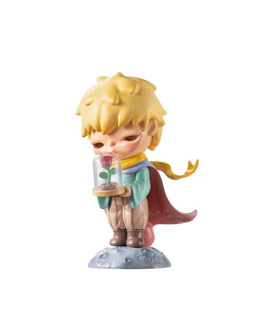 Figura coleccionable Hirono x El Principito, diseño artístico en resina, disponible en Figuras Chile.
