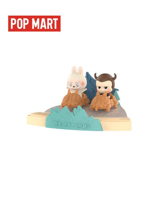 Set de la serie POP MART The Monsters Playing Game, figuras de colección con accesorios temáticos, disponible en Figuras Chile.